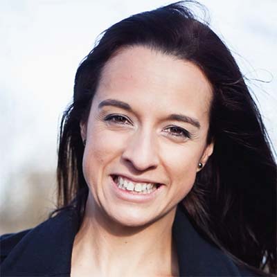 Sara de la Torre picture